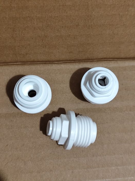 Фітінг прямий 1/4" - 1/2" (трубка-різьба зовнішня)