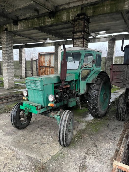 Т 40, трактор, зелений