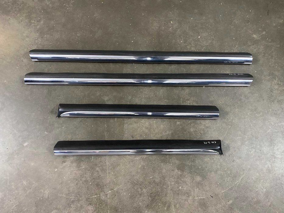 Молдинг накладка дверей Mazda CX-7 CX7 09-12р.