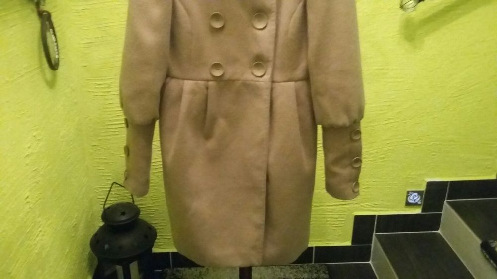 Płaszczyk damski beżowy Pretty Girl 40 (L)