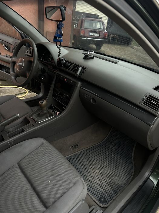 AUDI.A4b6 1.6MPI