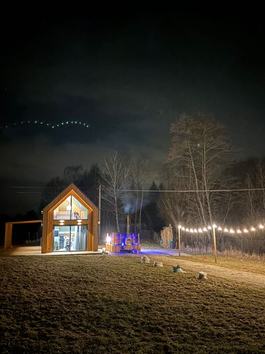 Domek nad jeziorem