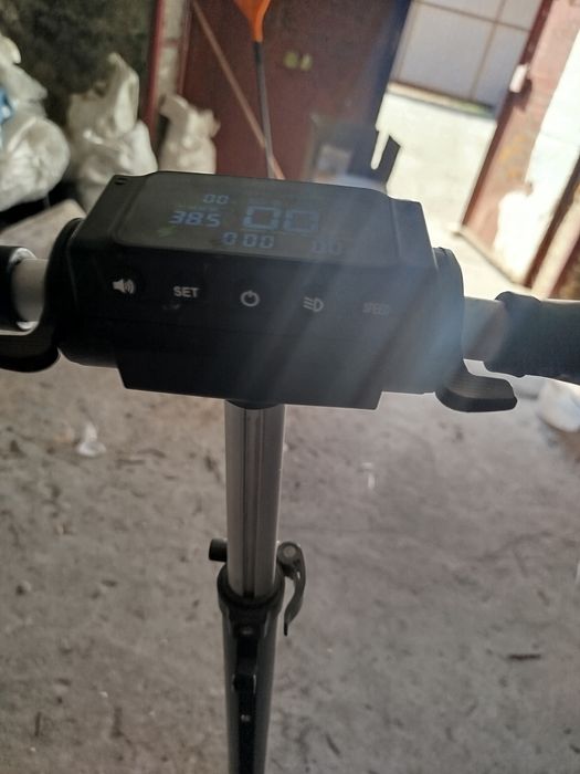 Продам електро самокат kugоo s3
