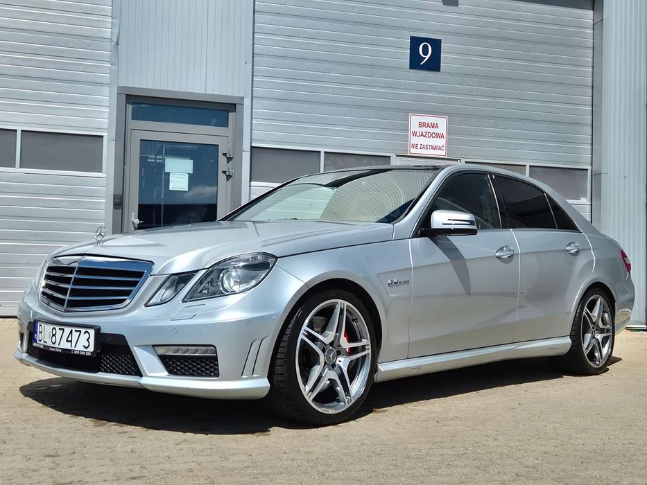 Mercedes-Benz Klasa E E63 AMG Performance Pakiet Japonia Zarejestrowany