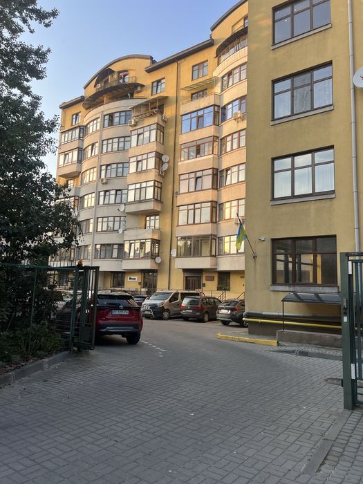 Оренда 3 кімнатноі квартири в новобудові вул Героїв Крут(Новий Львів)