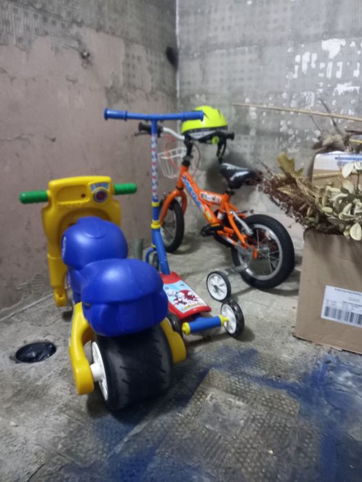 Bicicleta e trotinete criança (conjunto)