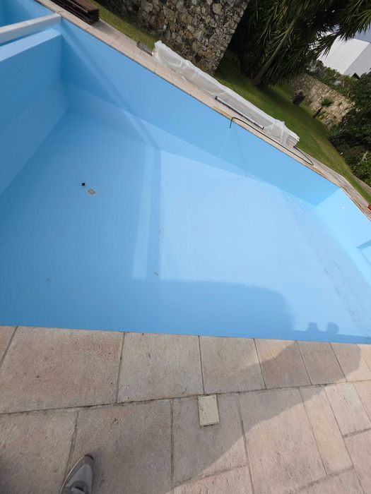 Faço jardins e manutenção de piscinas