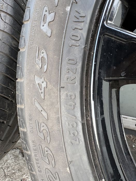 Kola 20 cali do Audi Q5 .5•112 ET35. Opony lato 255/45/20