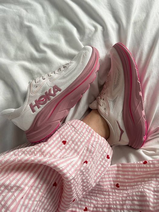 FIRE!HOKA ONE ONE Clifton 10 'Rose Cream Dried Rose' 36 - 41 кліфтон