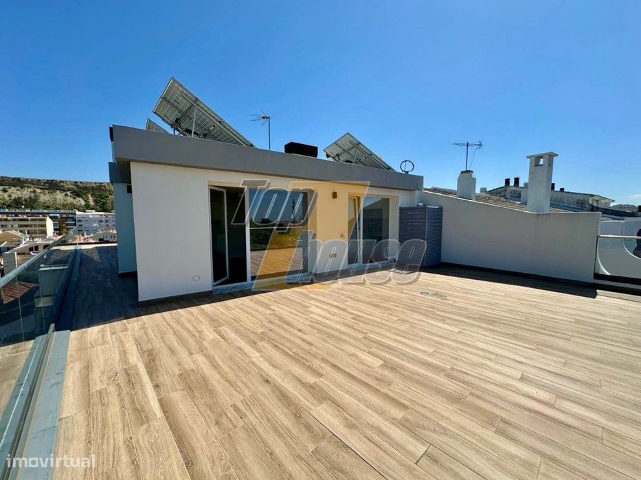 Apartamento T2 Novo Para Arrendar | Costa Da Caparica