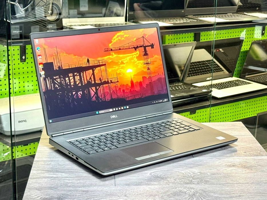 Dell Precision 7780 / Intel i9-13900HX / 128Gb DDR5 / Quadro RTX 5000