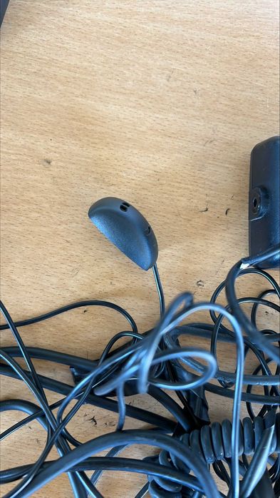 Mãos livres Nokia para viatura