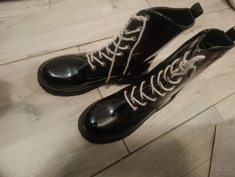 Buty damskie nowe 39