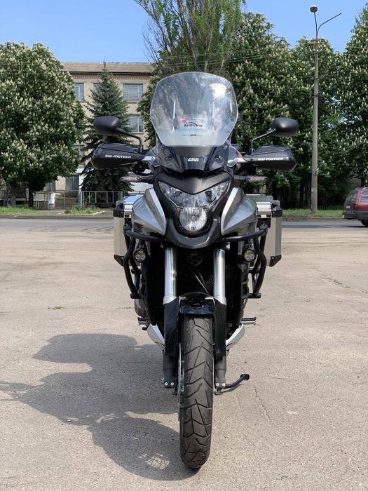 Продам Honda VFR 1200X DCT