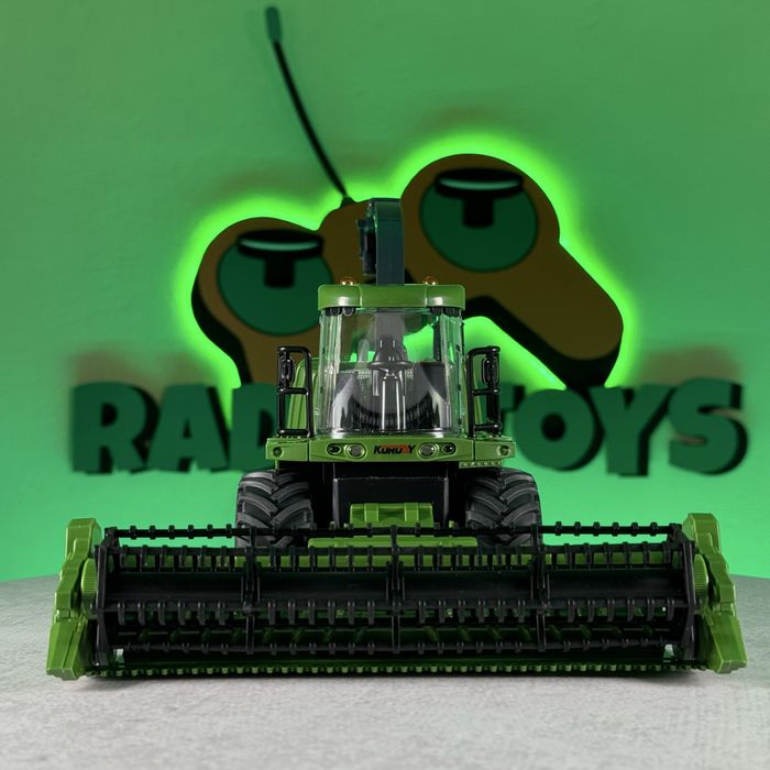 Комбайн на радіокеруванні John Deere. Комбайн на пульті управління