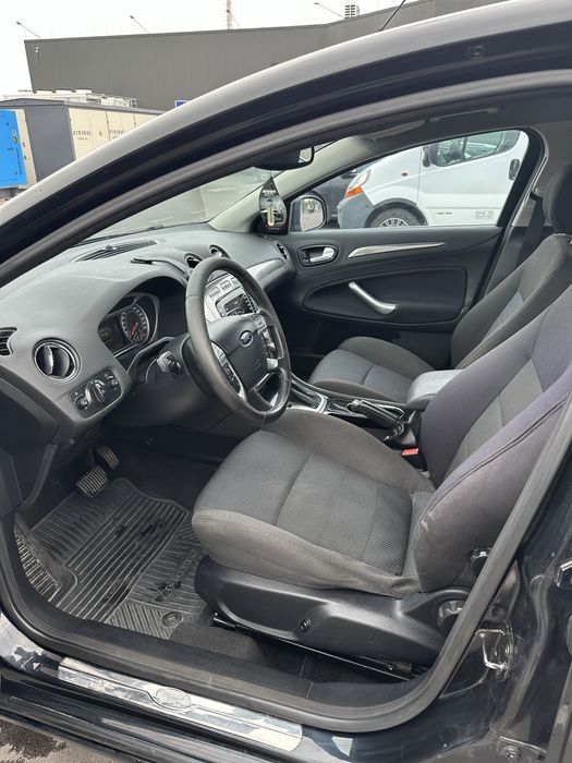 Ford Mondeo Mk4 2,3 AT