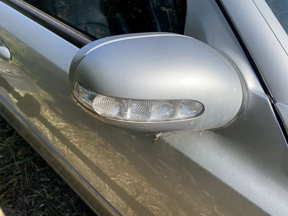 MERCEDES W 211  220 CDI ANO 2003