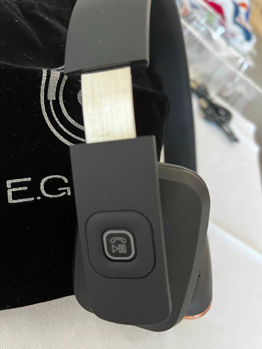 Espetaculares Headphones Wireless noise-canceling e extra leves NOVOS