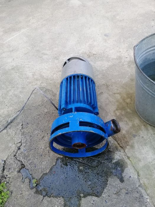 Електронасос водний