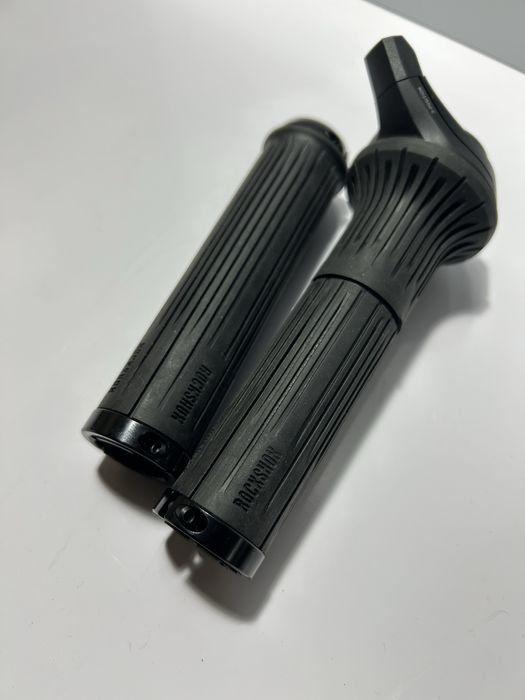 Punhos RockShox Remote Twistloc 3P Base