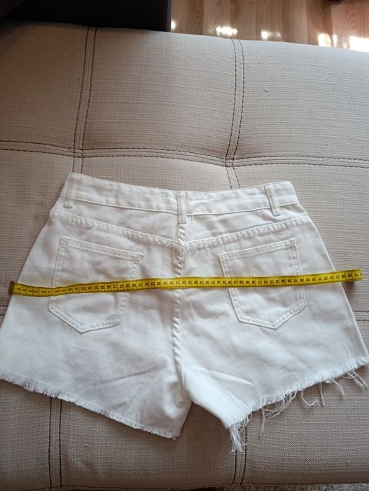 Продам новые шорты