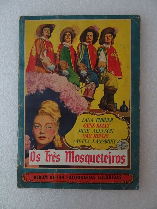 Caderneta de cromos completa Os Três Mosqueteiros