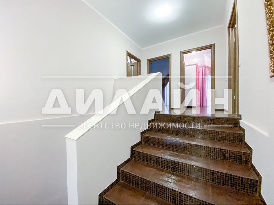 Срочно ! Супер дом в Александровском мкр-не, 4 спальни , 3 сан.узла