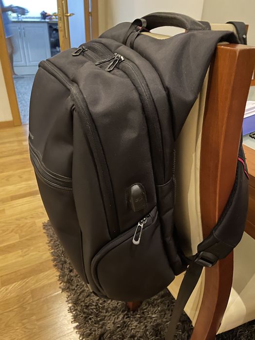 Mochilas Targus  e Kingsons