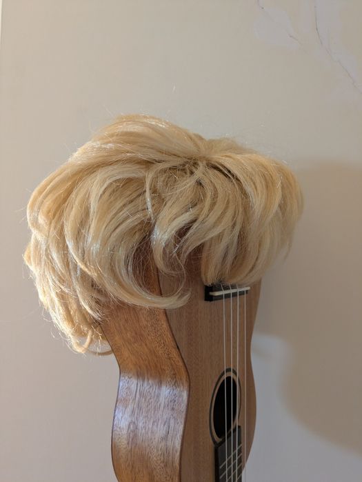 Blond peruka, krótkie włosy, używana 1 raz