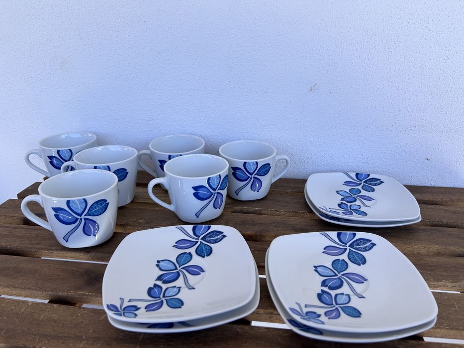 Teacup Set64873985817858122
