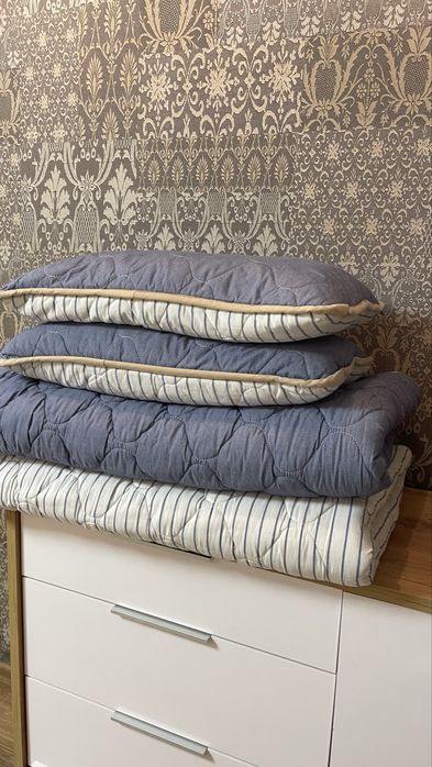 Ковдра і подушка