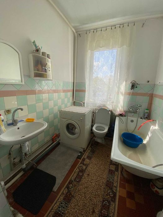 (3) Продам гарний добротний будинок в м. Немирів 0925