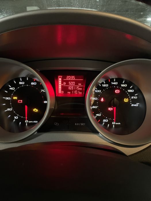 Seat Ibiza 2008 1.4 – Poucos km – Fiável e económico