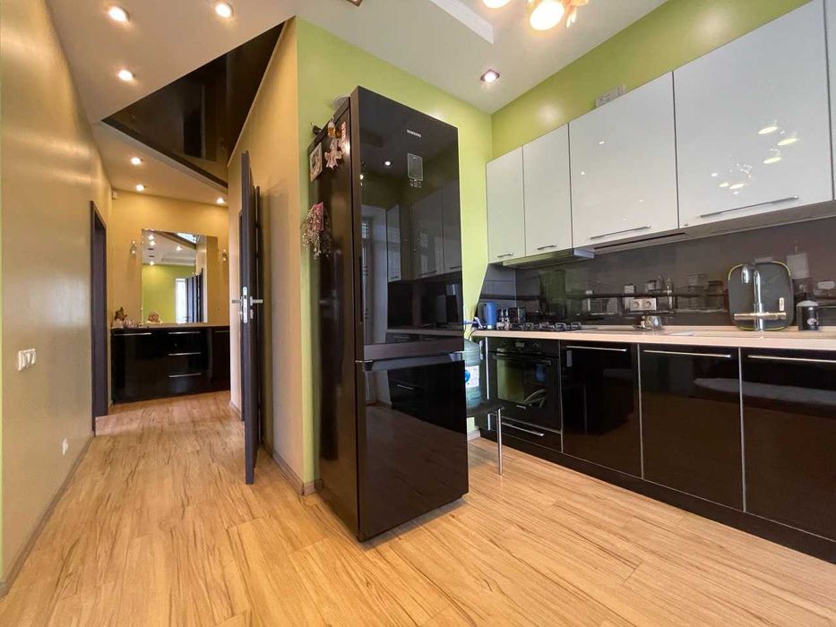 Продажа 2х комнатной квартиры. 1-я Слободская. Автономное отопление!