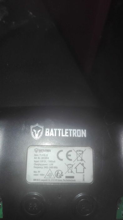 Pady PS4 oryginalny plus 2 bdb zamienniki 60zl