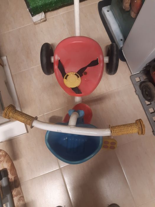 Triciclo para criança