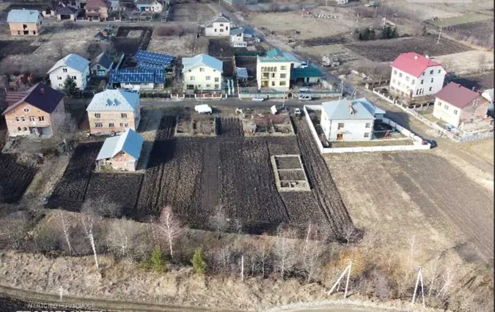 Продаж Ділянка 33с Під забудову. Підпечери. Газ. Вода. Світло. Асфальт