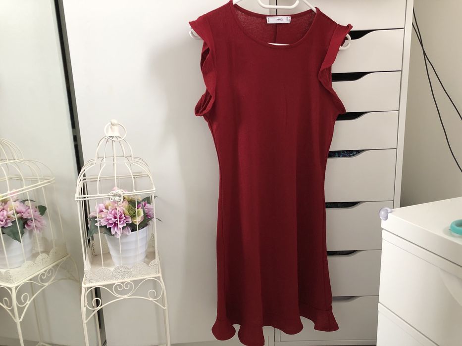 Sukienka Mango XS czerwona sexy prosta z falbanką 34 mini