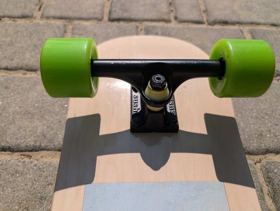 Deska 8.5 składana w Anglii na zamówienie