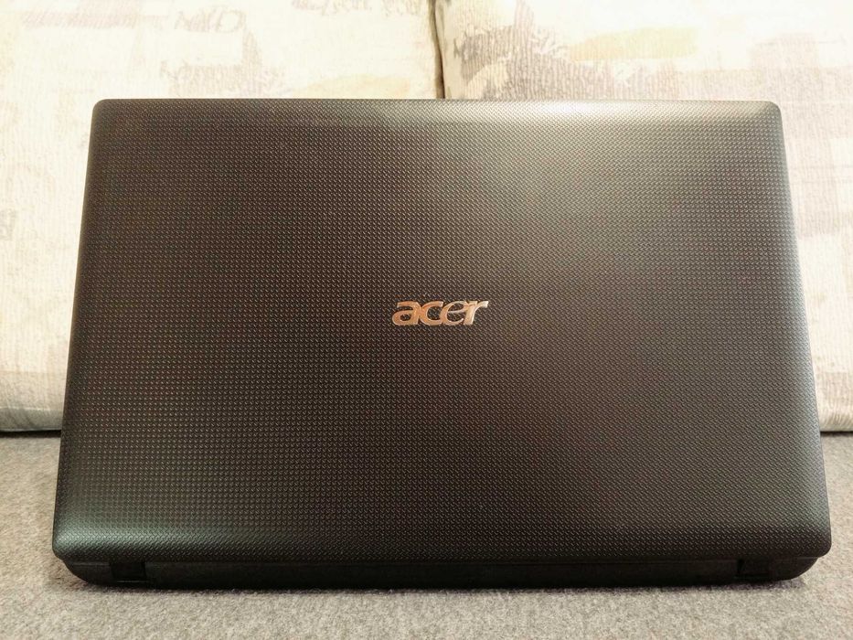 15.6"батарея 2 години,PentiumT4400,4GBDDR3,250HDD,4500MHD ноутбук Acer Aspire 5336