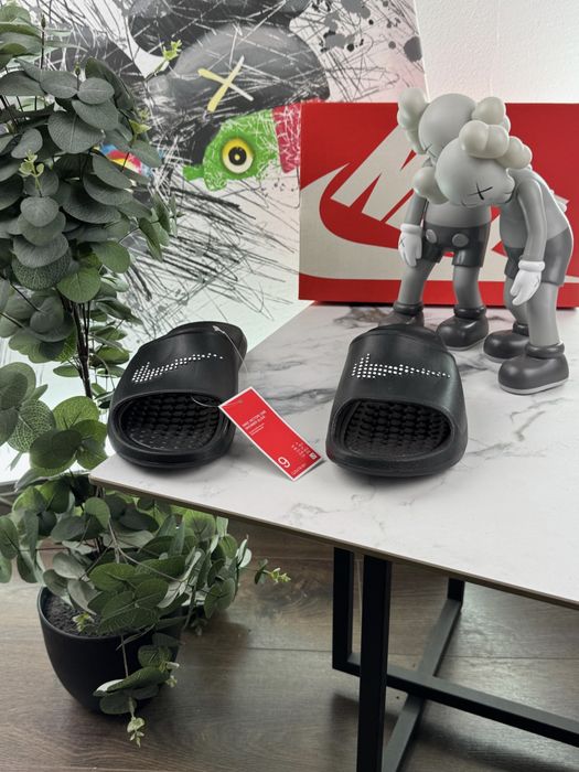Нові тапочки шльопки Nike Victori One 42.5 і 44 розмір N45