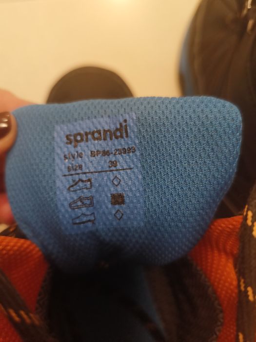 Buty trekkingowe r. 39 sprandi
