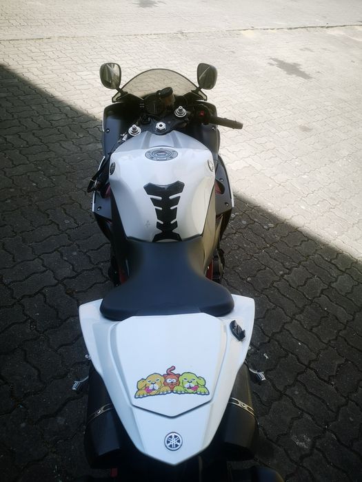 Yamaha r1 crossplane 2009