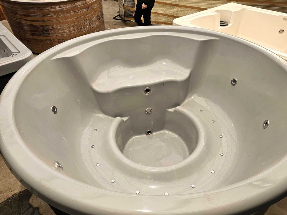 Balia 200cm gorąca beczka HOT TUB jacuzzi jacuzzi basen Euroline
