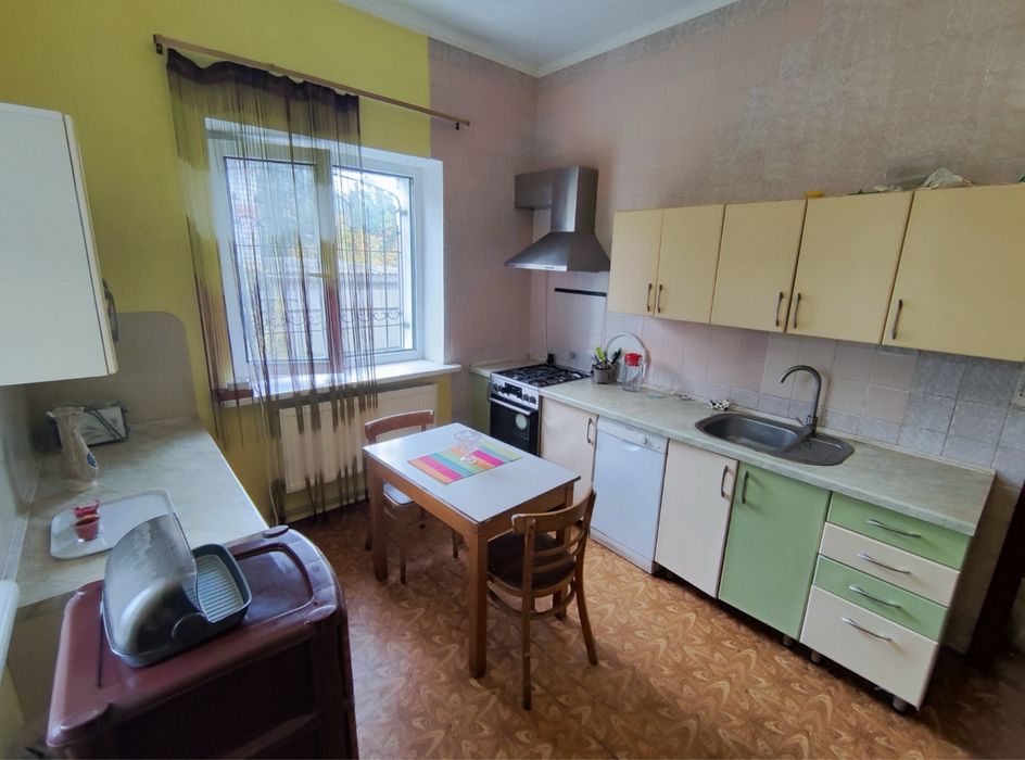 Аренда 2 этажного дома с ремотном ,в Центре города !