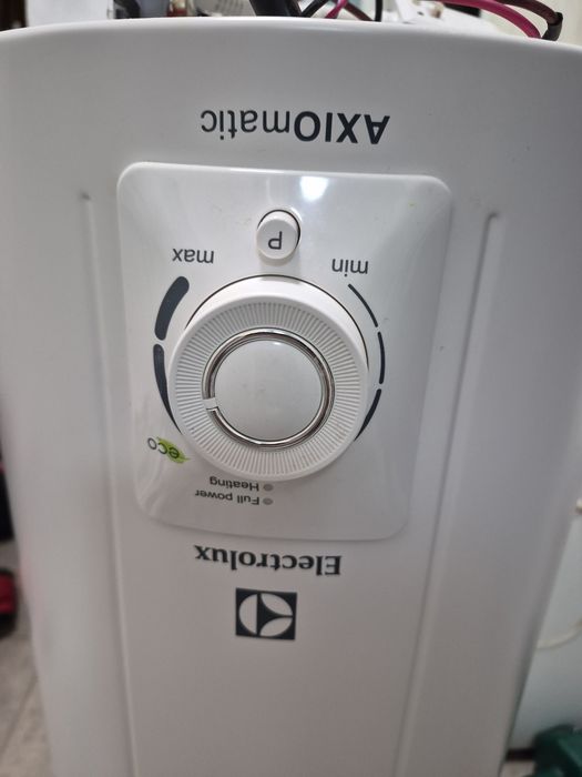 Бойлер 50 литров  Elektrolux EWH50 AXIOmatic Slim Електролюкс