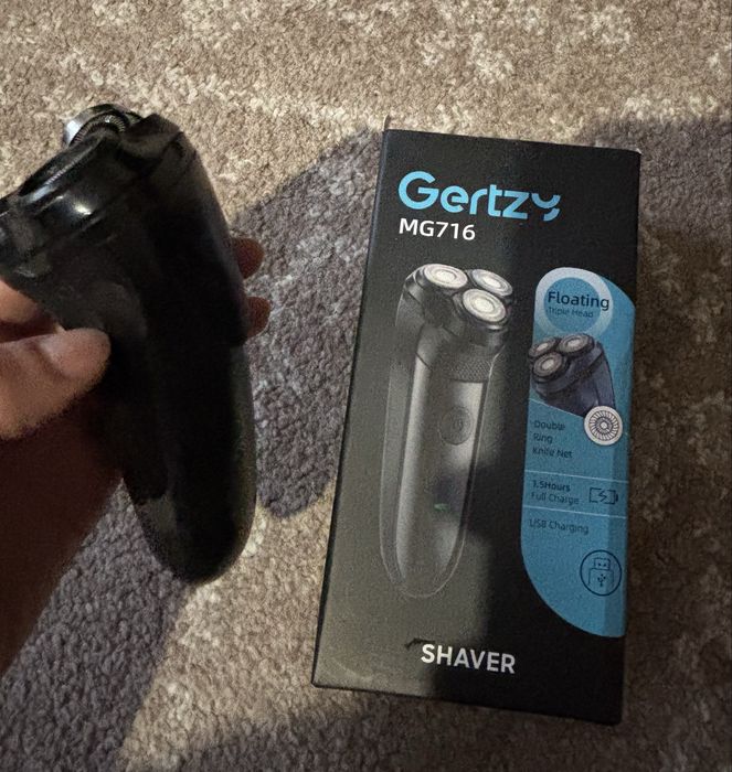 Чоловіча бритва неп