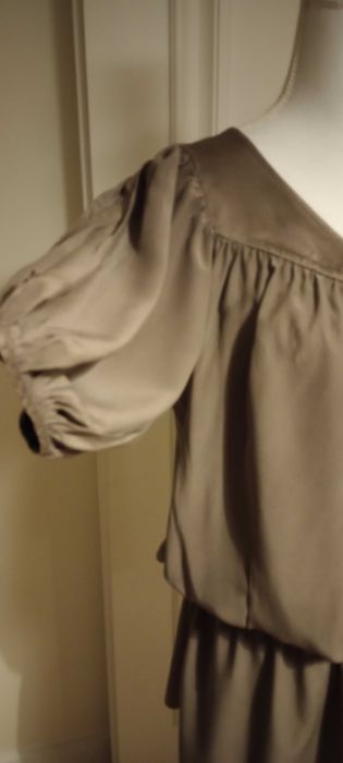 Sukienka jedwabna, jedwab 100% khaki, rozm. S-M