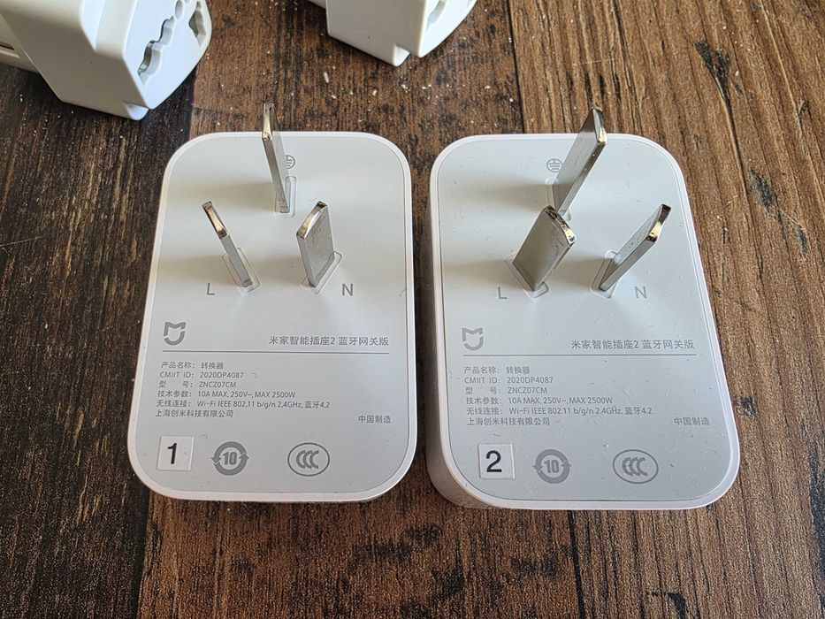 Розумна Wi-Fi розетка Xiaomi Mi Smart Socket 2 Bluetooth Gateway Edition BHR4151CN (ZNCZ07CM)