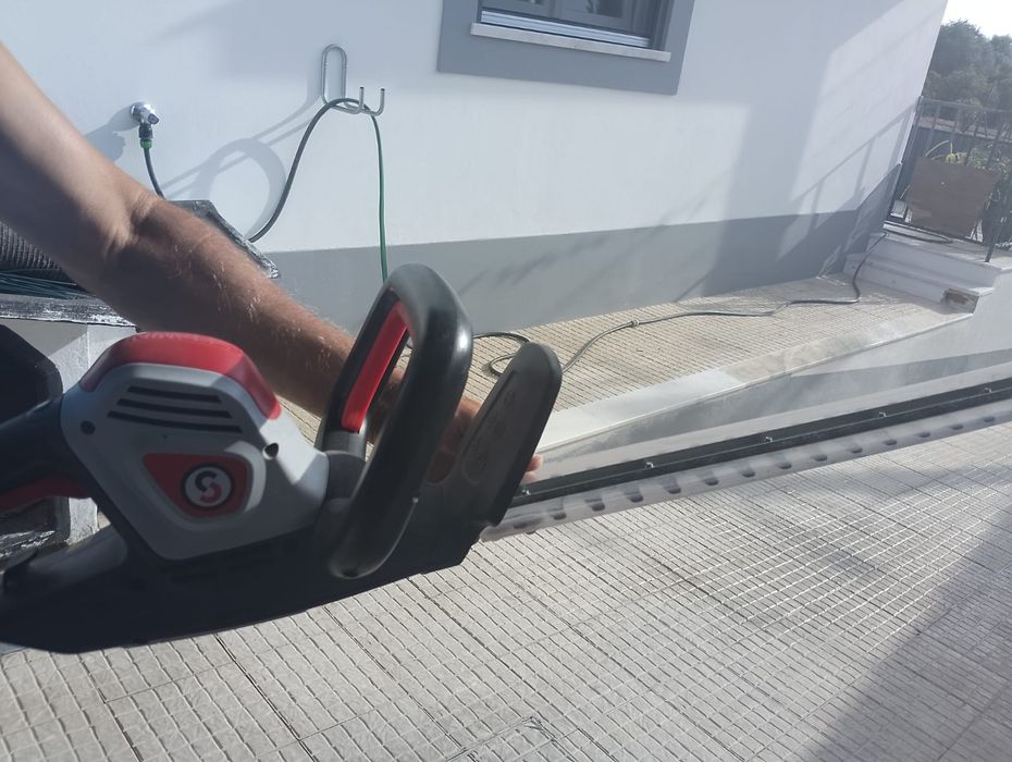 Vendo ferramentas para jardim